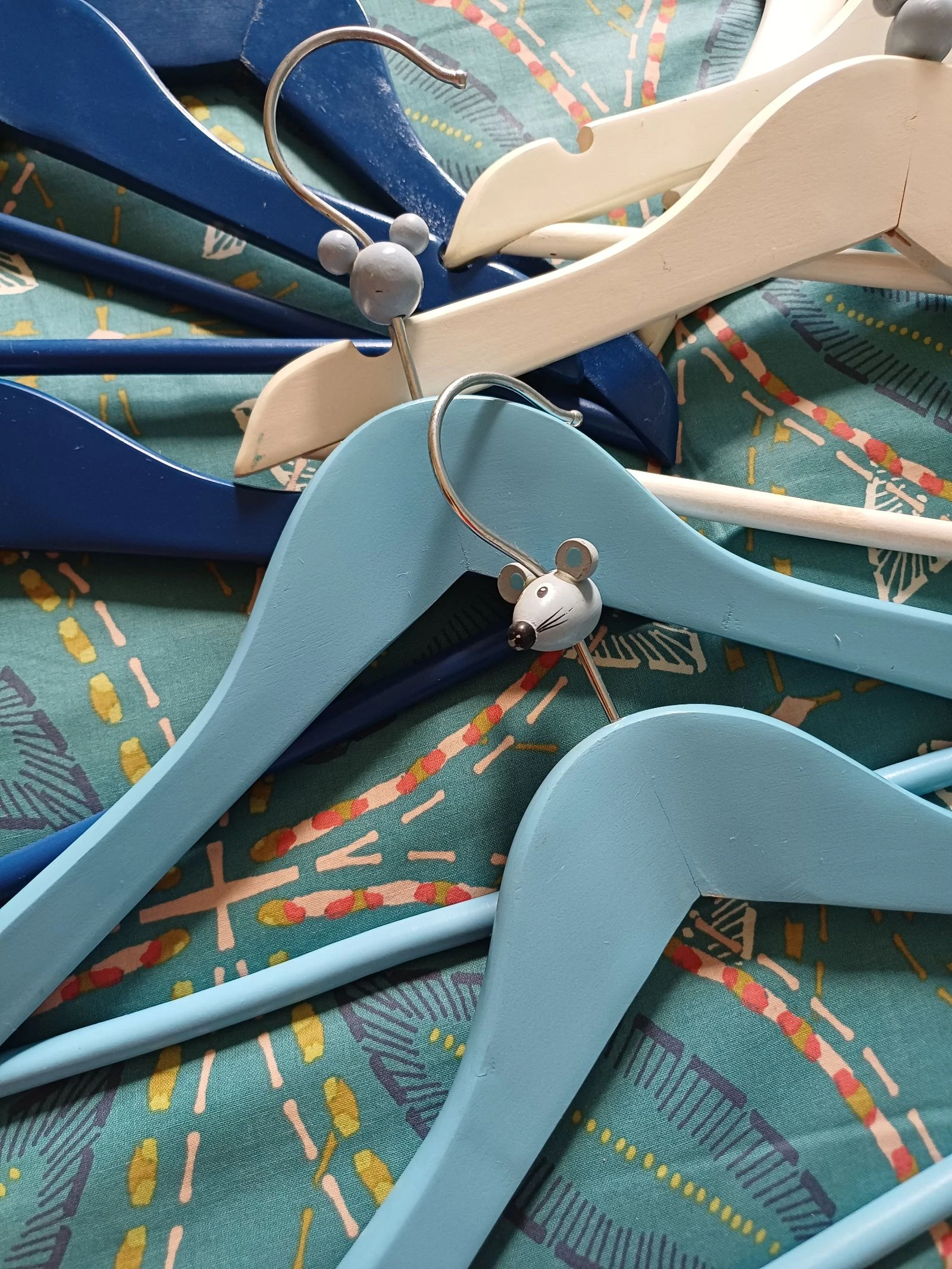 Conjunto de 8 cabides infantis  – photo 6